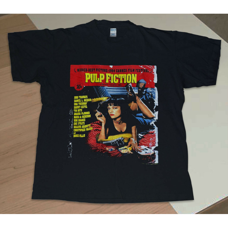 Vintage 90s Pulp Fiction 1994 American Black Comedy Crime Men's Tshirt Size USA Unisex Heavy Cotton - 1.jpg