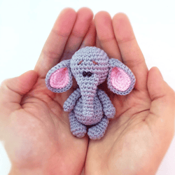 Crochet Miniature Elephant pattern.  Amigurumi elephant pattern. Crochet easy pattern. Cute mini elephant pattern. PDF