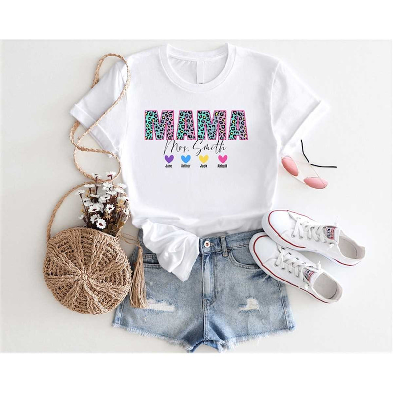 MR-8720238181-custom-leopard-mama-shirt-mom-and-kids-names-shirt-mama-image-1.jpg