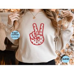 peace hand sign shirt, usa retro peace shirt, independence day shirt, 4th of july shirt, patriotic gift tee, usa vintage