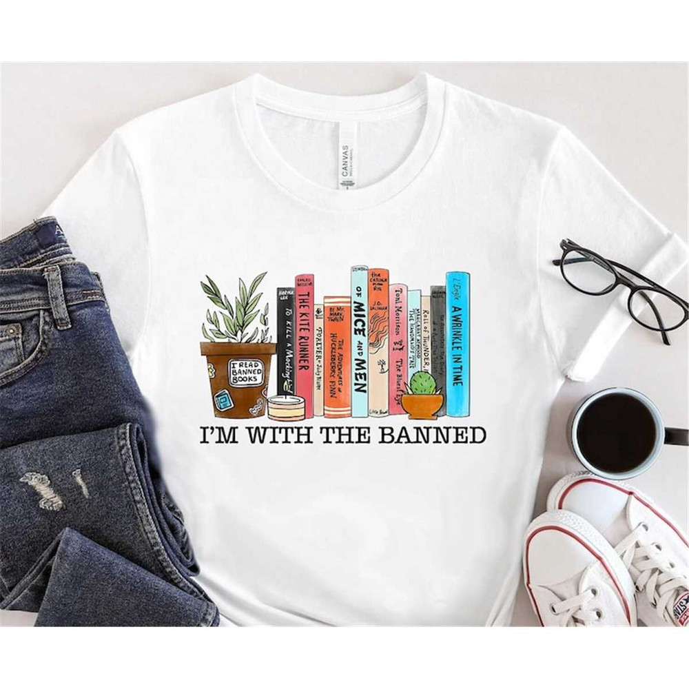 MR-87202395511-banned-books-shirt-im-with-the-banned-books-sweatshirt-image-1.jpg