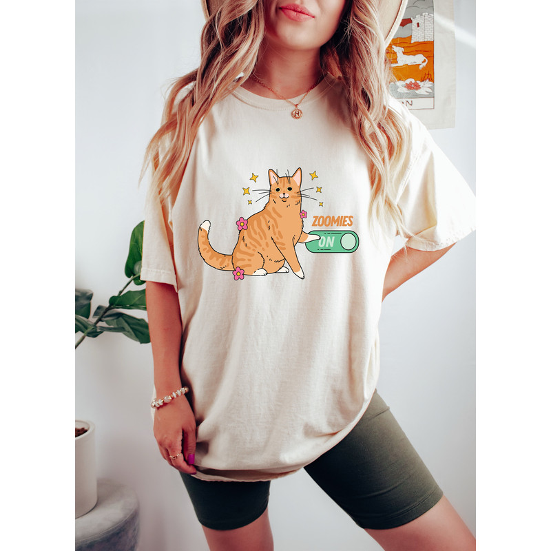Funny Orange Cat Shirt, Cat Gifts, Funny Cat Gift, Cat Lover Shirt, Cat Zoomies Tee, Funny Tee, Cat Lover Gifts, Gifts for Orange Cat - 3.jpg