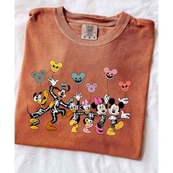 spooky mouse and friends comfort colors shirt, mickey boo halloween shirt, disney balloons tee, disney spooky shirt, dis