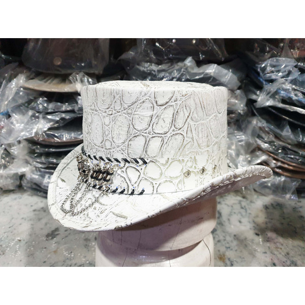 Crocodile Hunters White Leather Top Hat (11).jpg