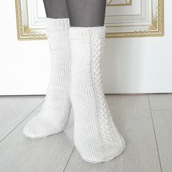 Socks Knitting Pattern | PDF Knitting Pattern | Knit Socks Pattern | Women Socks | Pattern Socks | V17