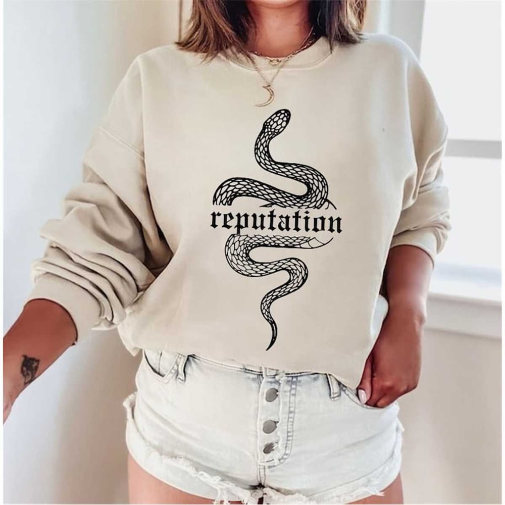 MR107202391931vintagereputationsnaketaylorsweatshirtreputationimage1jpg