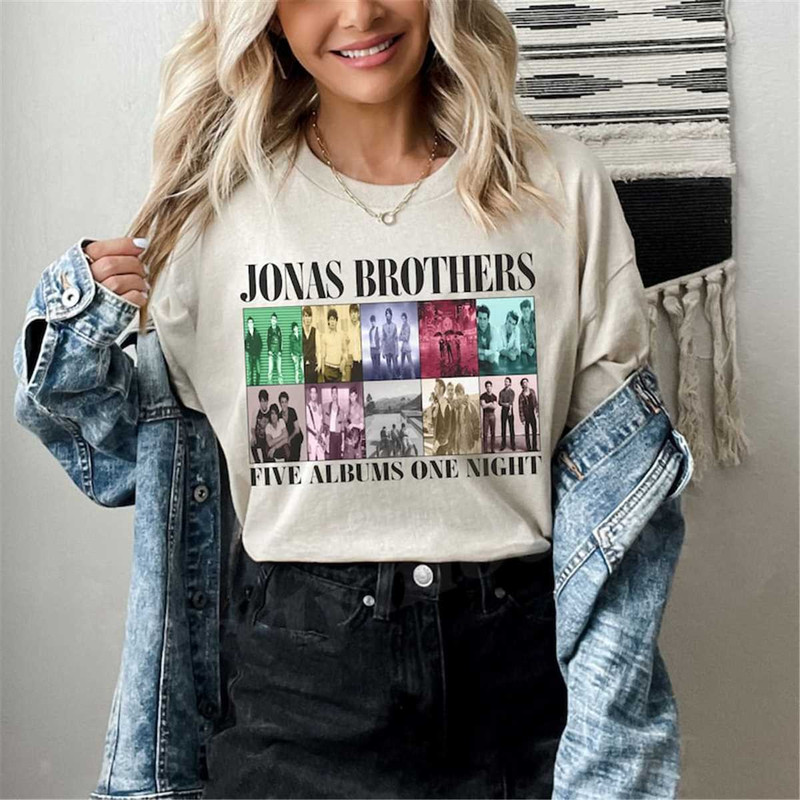 MR-1072023112848-retro-jonas-brothers-the-eras-tour-shirt-jonas-brothers-image-1.jpg