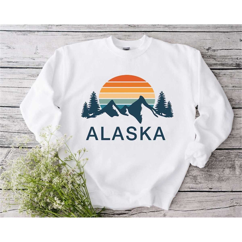 MR-107202315939-alaska-sweatshirt-men-women-alaskan-gifts-alaska-crewneck-image-1.jpg