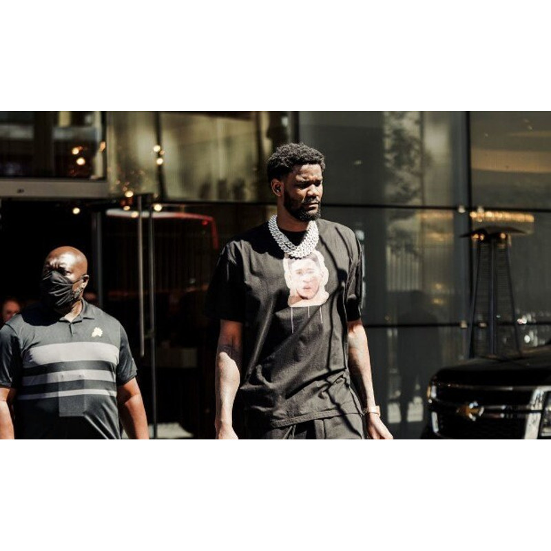 Deandre Ayton’s Shirt Bloody Devin booker bloody broken nose T-shirt Phoenix Suns, valley oop shirt , Devin booker shirt - UNISEX - 2.jpg