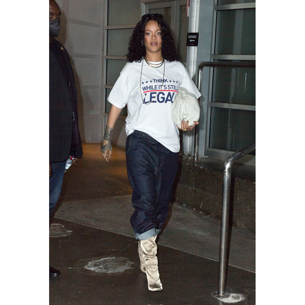 Rihanna  Think While It's Still Legal  T-shirt - UNISEX - 2.jpg