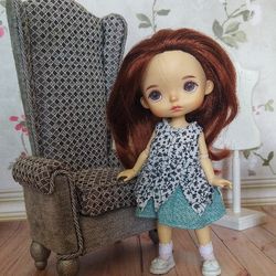 floral dress for the little beauty. for 9-10 inch dolls (monst xaiomi, blythe.  clothes dolls