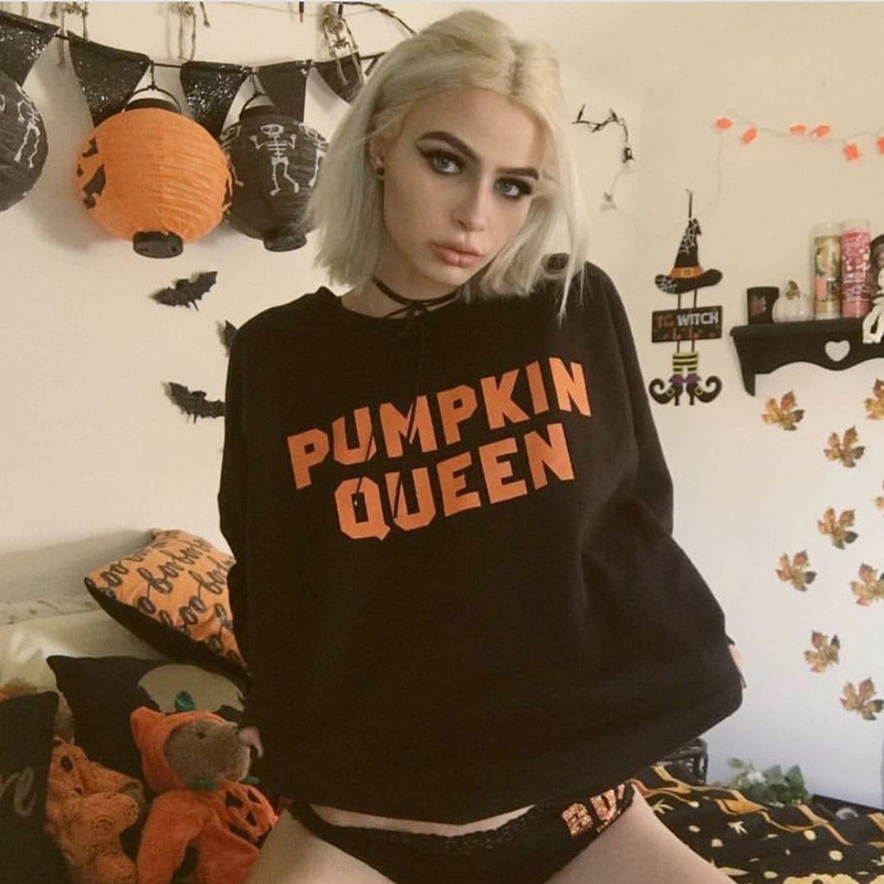 Pumpkin Queen - Pumpkin king, Couple Shirts, Cute His and Her Halloween, Matching Halloween, Halloween 2021, Sweatshirt, lovers Crewneck - 3.jpg
