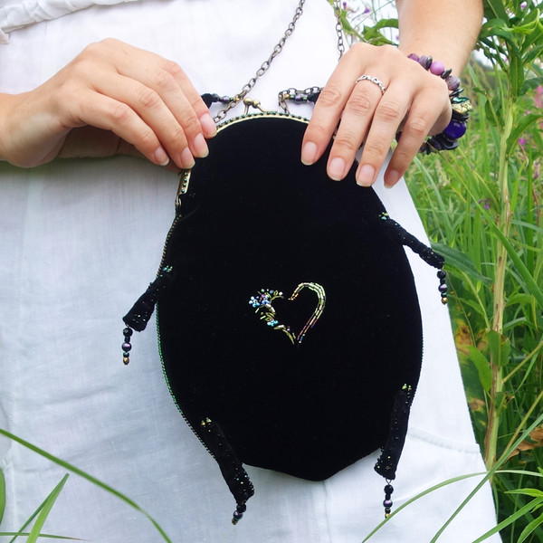 velvet heart cute belly velvet mini bag with beads embroidery.jpg