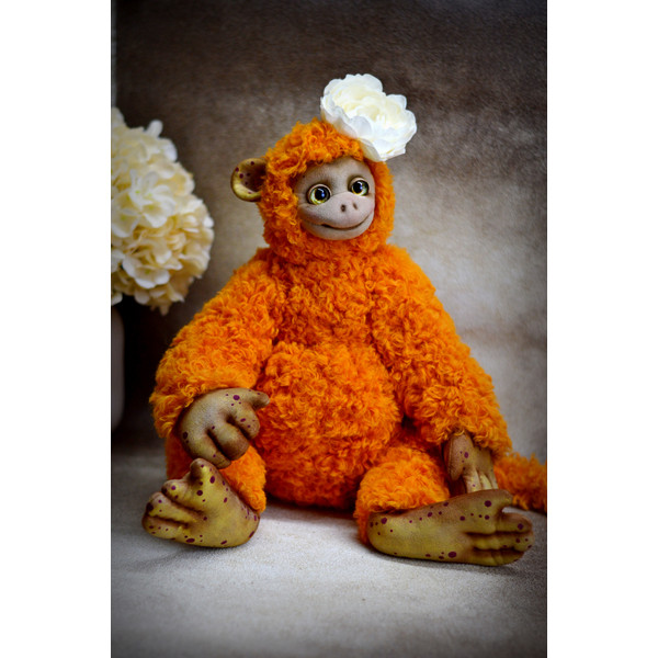Red monkey as a gift - Art doll animal (1).JPG
