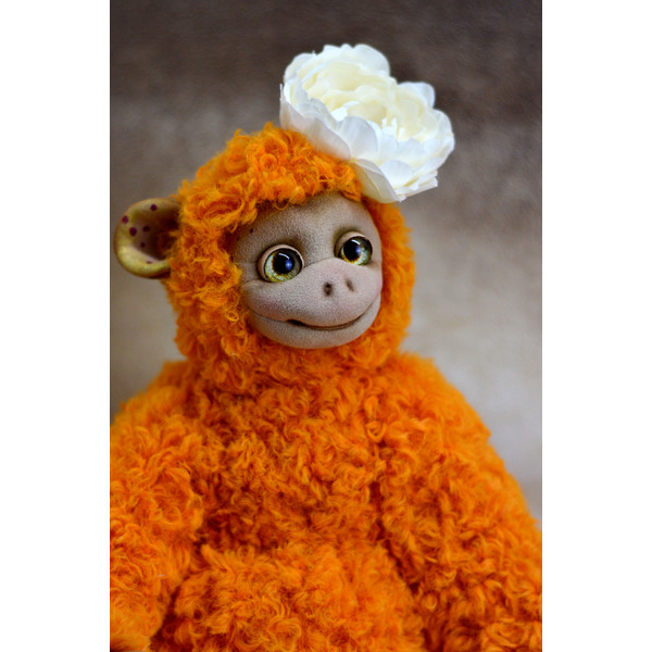 Red monkey as a gift - Art doll animal (2).JPG