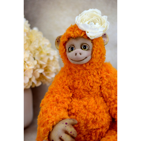 Red monkey as a gift - Art doll animal (4).JPG