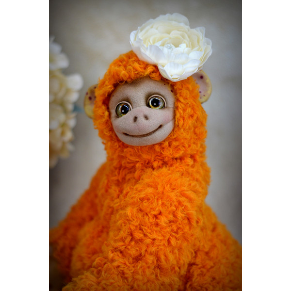 Red monkey as a gift - Art doll animal (7).JPG