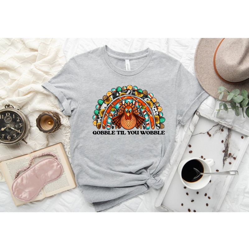 Mommy to Bee Shirt, Pregnancy Reveal Shirt, Disney Pooh Mommy shirt, Gift for mom, Custom mom shirt, Funny Mom Tee, Mama shirt, New mom gift - 2.jpg