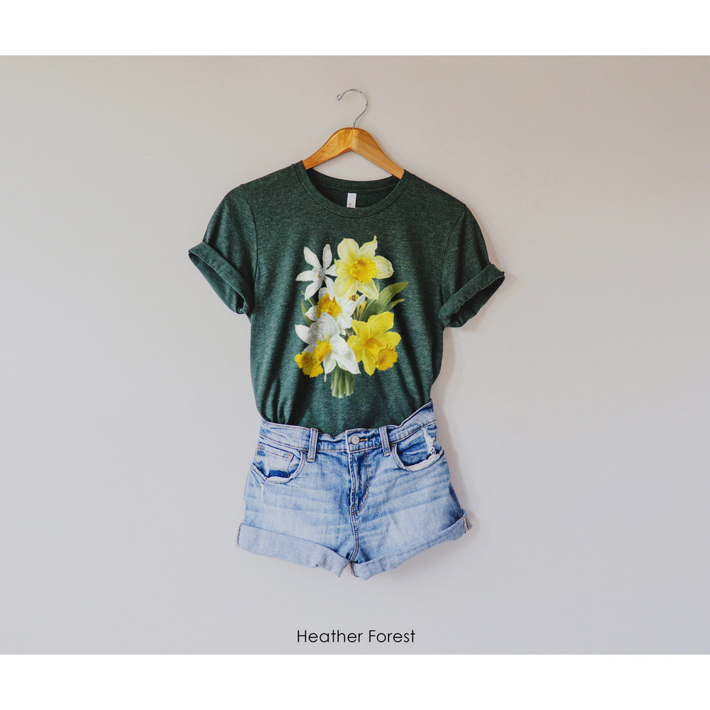 Daffodil Flowers Vintage Style Graphic Tee Shirt for Women Flower Bouquet T-Shirt Hiking Outdoor Camping Botanical March Month Gift - 1.jpg