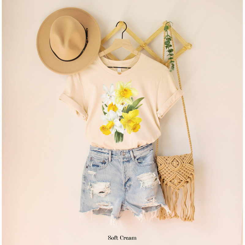Daffodil Flowers Vintage Style Graphic Tee Shirt for Women Flower Bouquet T-Shirt Hiking Outdoor Camping Botanical March Month Gift - 4.jpg