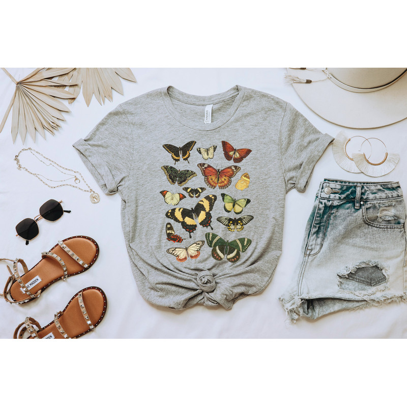 Vintage Style Butterfly Graphic Tee Shirt for Women Oversized T-Shirt Boho Shirt Monarch Butterfly Lover Shirt T-Shirt Gift - 4.jpg