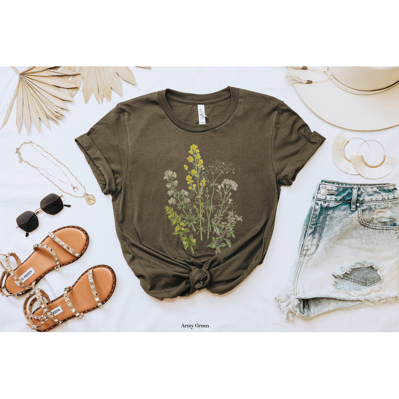 Vintage Wildflowers Graphic Tee Shirt for Women Wild Madder Flower Bouquet Hiking Outdoor Camping Botanical Oversized T-Shirt - 3.jpg