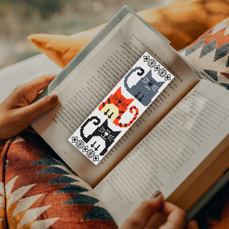 bookmark embroidery pattern Cats