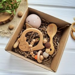 Personalized welcome baby box - postpartum gift - custom baby shower favor gift box for boy - wooden rattle with name