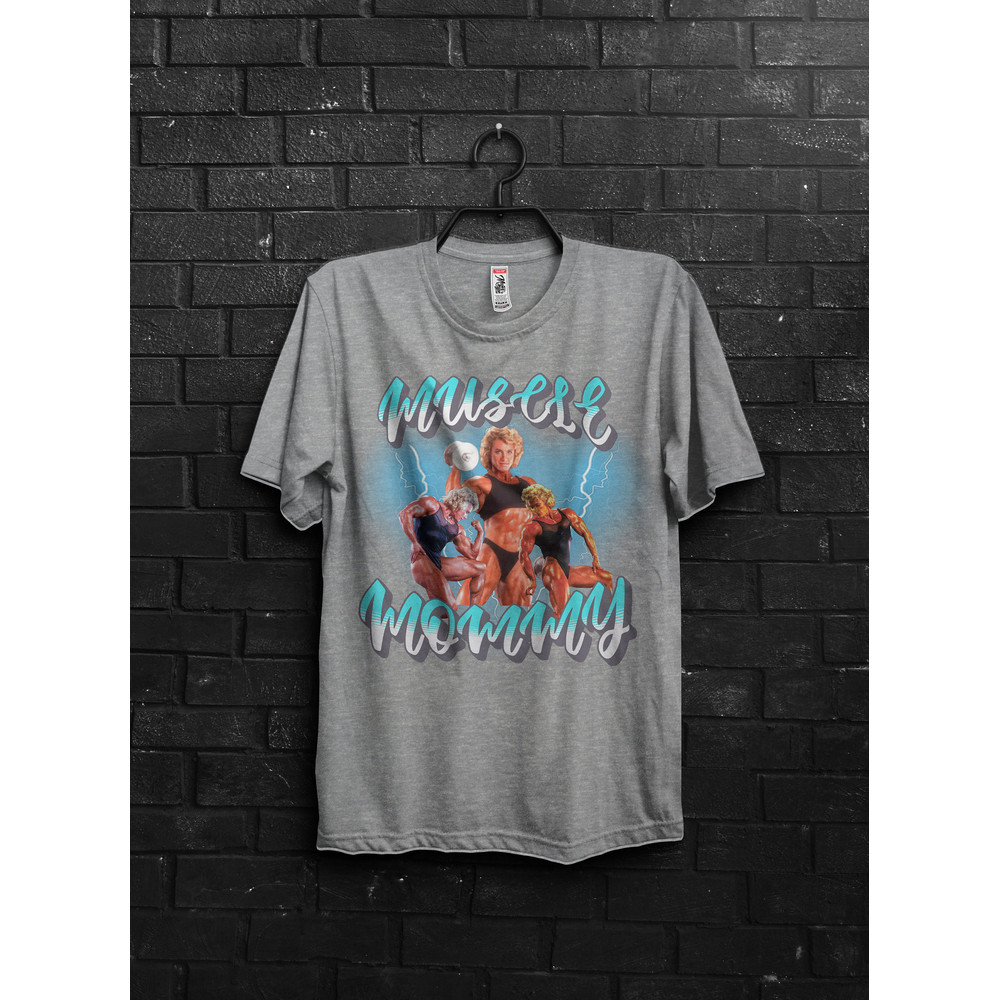 Muscle Mommy Gym T shirt,Oversized Fitness Shirt for Women,Retro Muscle Mommy Gym Shirt,Bodybuilder Gift,Gym Mommy Tee,Lighting Bolt For Her - 3.jpg