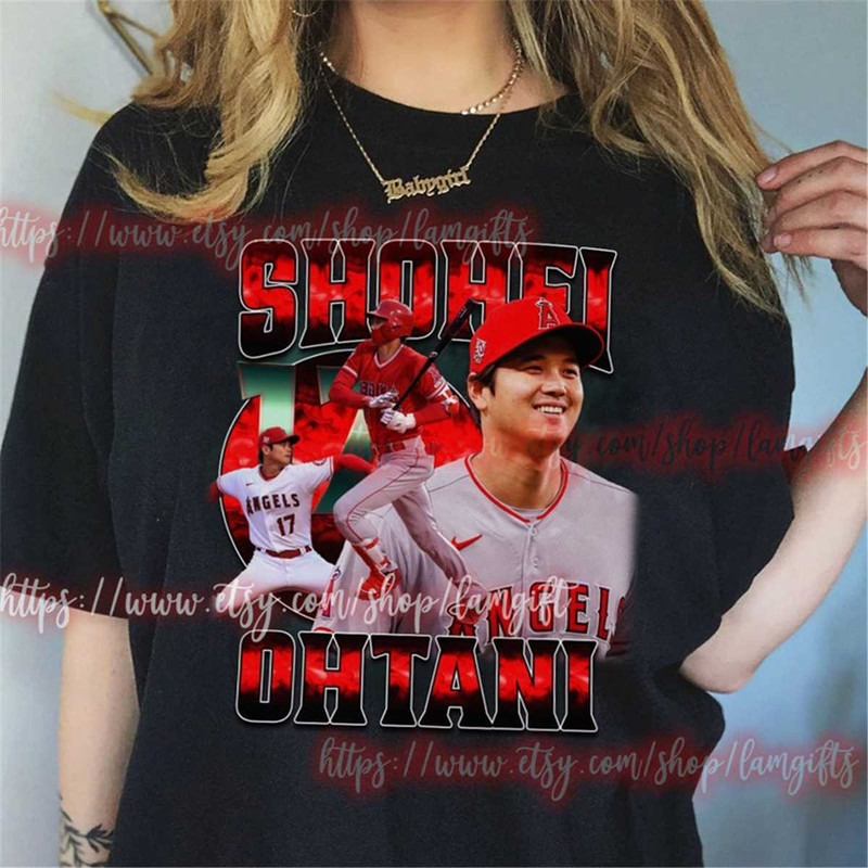 MR-1472023141821-shohei-showtime-ohtani-90s-bootleg-shirt-vintage-image-1.jpg