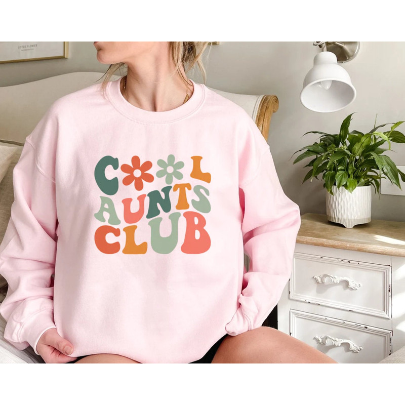 Rich Auntie Hoodie Fashionable and Bold Sweat Shirt for Aunts Who Like to Stand Out in a Crowd,Cool Gift Aunt Club Sweat Shirt ,Aun to Be - 3.jpg