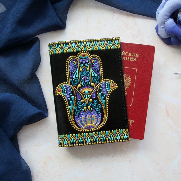 leather-passport-holder-hand-of-fatima.JPG