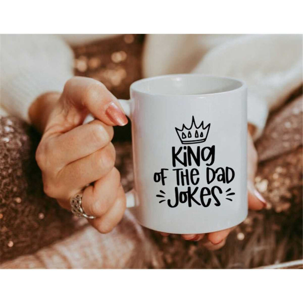 MR-157202381515-king-of-dad-jokes-mug-dad-jokes-mug-fathers-day-gift-image-1.jpg