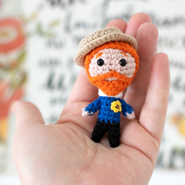 A small crocheted figurine by the artist Vincent van Gogh