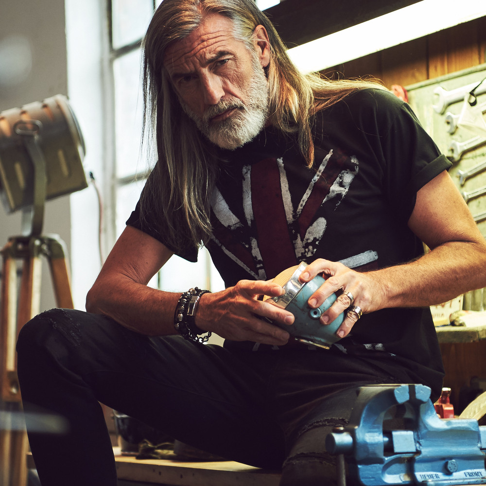 Cool Vintage T-Shirt for Men with redwhite England UNION JACK print, Black S-XXXXXL - 2.jpg