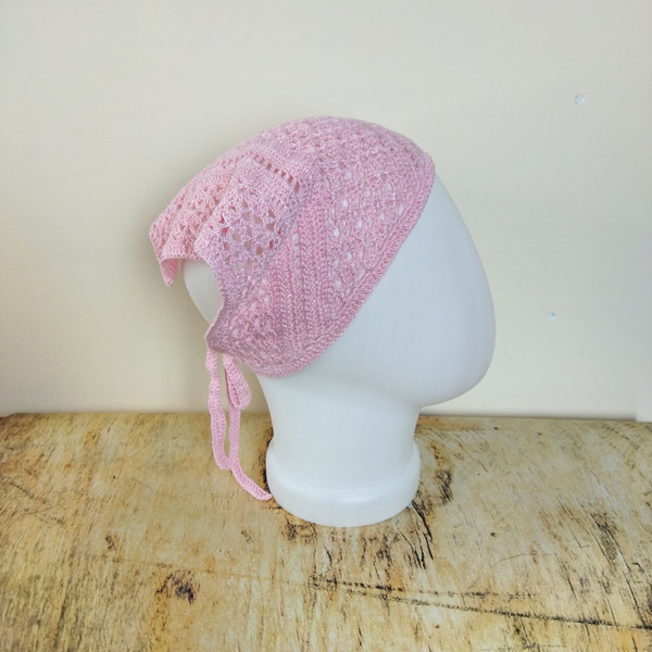 Pink_kerchief_crochet