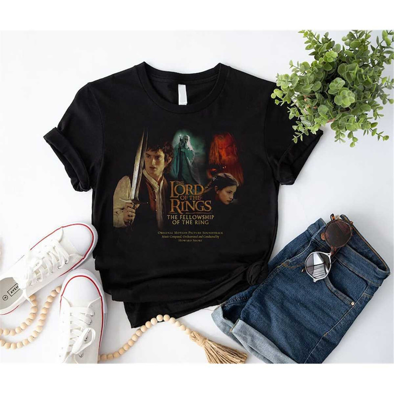 MR-1772023102734-the-lord-of-the-rings-the-fellowship-of-the-ring-t-shirt-the-image-1.jpg