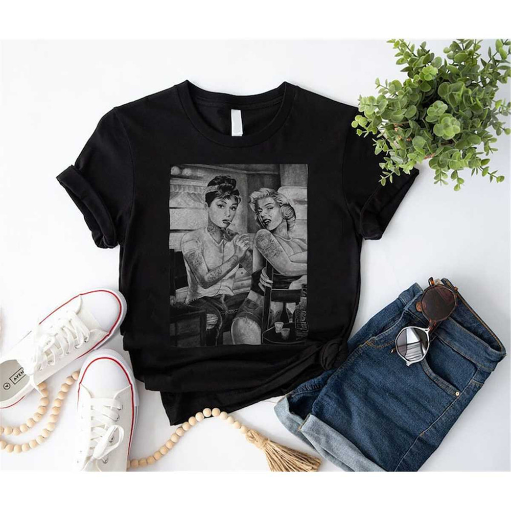 MR-1772023102838-marilyn-monroe-audrey-hepburn-tattooed-twins-t-shirt-image-1.jpg