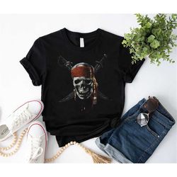 pirates of the caribbean chrome skull t-shirt, pirates of the caribbean shirt, jack sparrow shirt, movie shirt, pirates