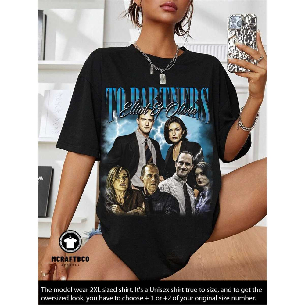 MR-177202314337-elliot-stabler-olivia-benson-tshirt-law-and-order-svu-homage-image-1.jpg