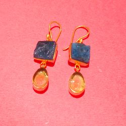 natural sky blue druzy agate stone & natural smoky quartz gemstone earrings. with lever back earring.