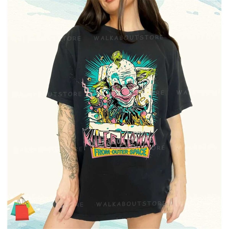MR-1872023143817-horrified-killer-klowns-movie-t-shirtclowns-kill-people-scary-image-1.jpg