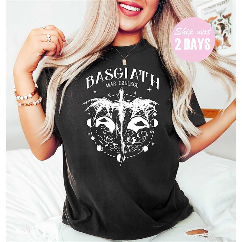 MR-187202318180-basgiath-war-college-shirt-fourth-wing-violet-sorrengail-image-1.jpg