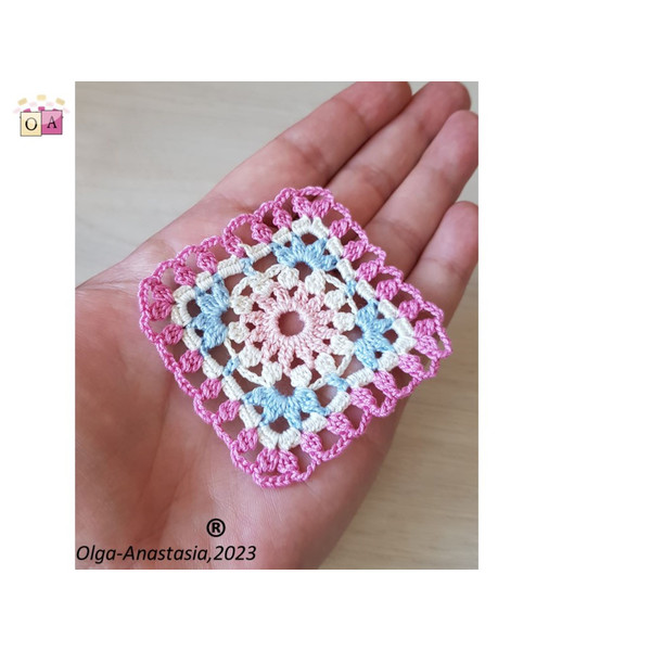 Colorful_granny_square_crochet_pattern (2).jpg