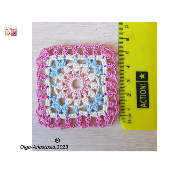 Colorful_granny_square_crochet_pattern (6).jpg