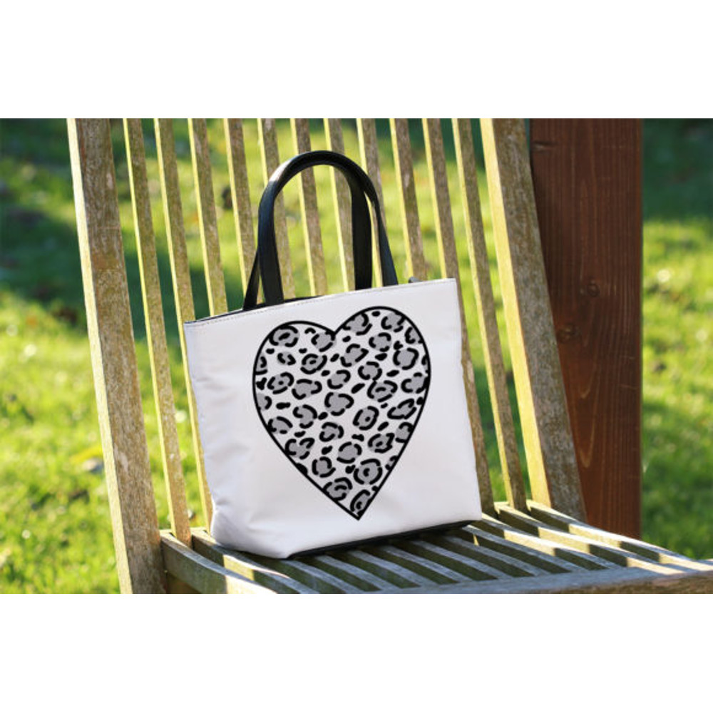 Heart-Print-Leopard-Romantic-Decor-SVG-Graphics-8330798-2-580x387.jpg