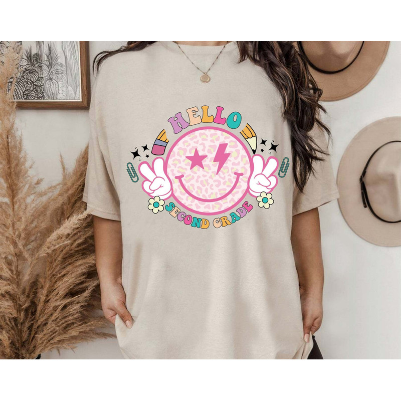 Retro Hello Second Grade Svg, 2nd Grade Teacher Svg, Back To School Svg, 1st Day of School Svg, Pink Leopard Designs, Instant Download - 4.jpg