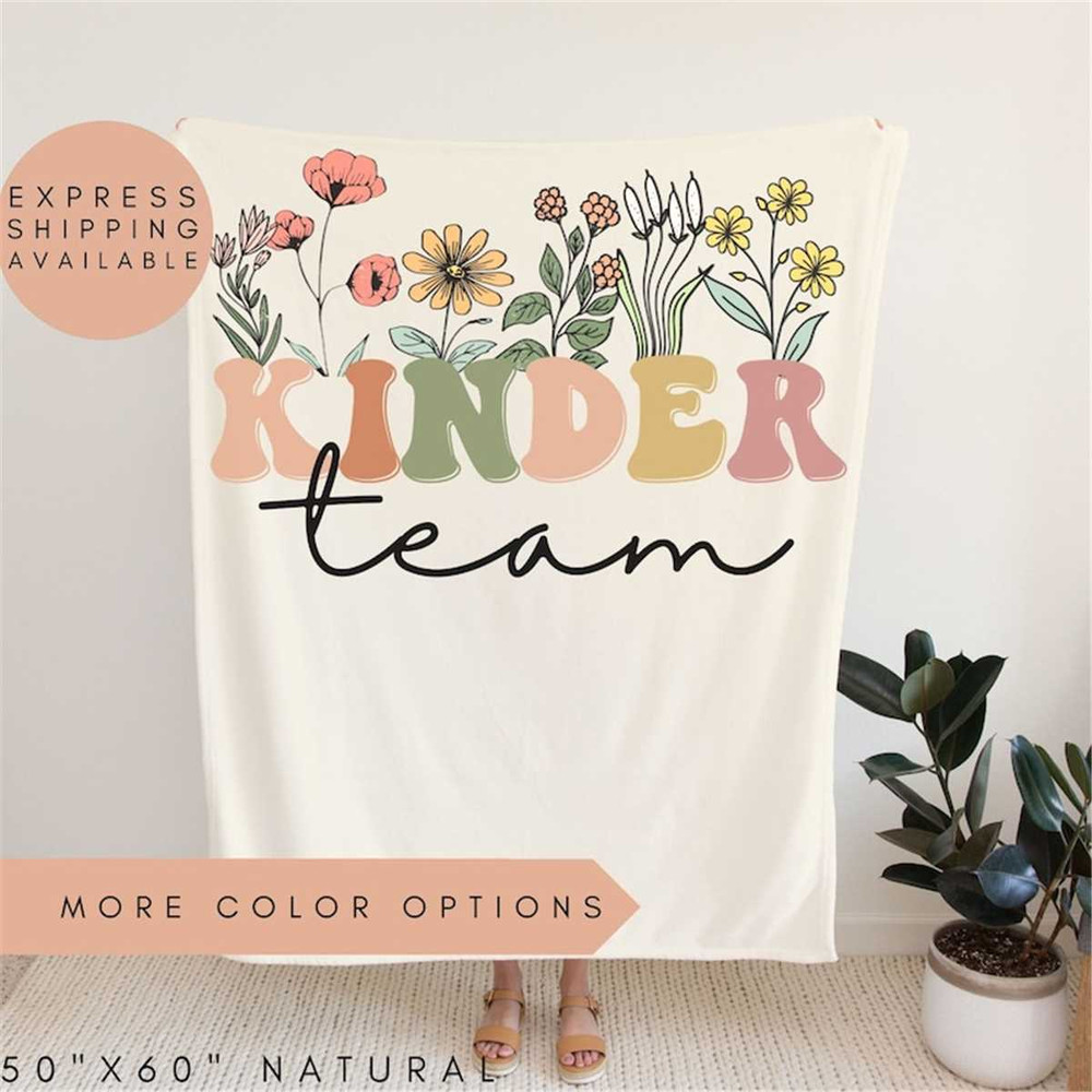 MR-1972023175924-kindergarten-teacher-blanket-kindergarten-team-blanket-image-1.jpg