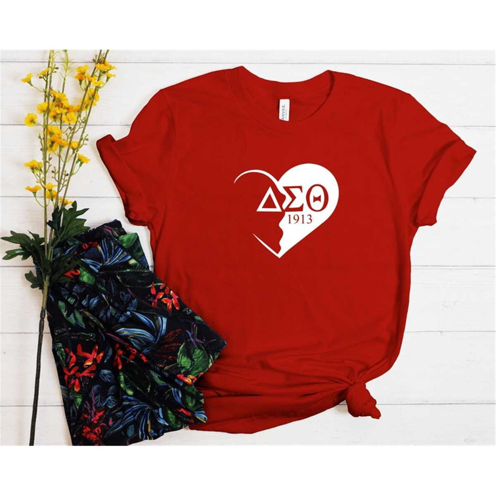 MR-2272023115556-delta-sigma-theta-in-heart-delta-sigma-theta-shirt-support-image-1.jpg