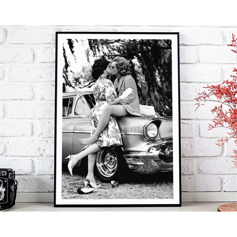 MR-2472023184415-kissing-lesbian-poster-lesbians-making-love-print-feminine-image-1.jpg